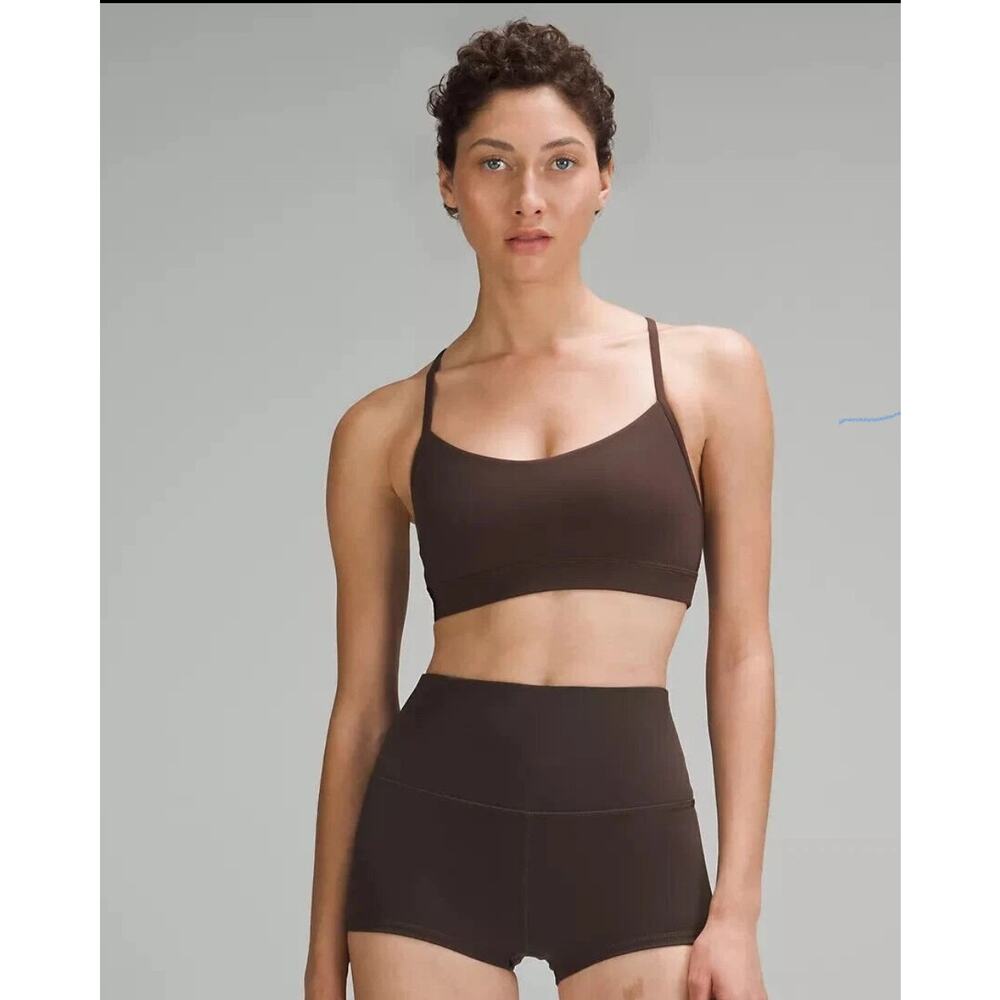 NWT Lululemon Flow Y Bra Nulu *Light Support, A–C Cups
Espresso 6